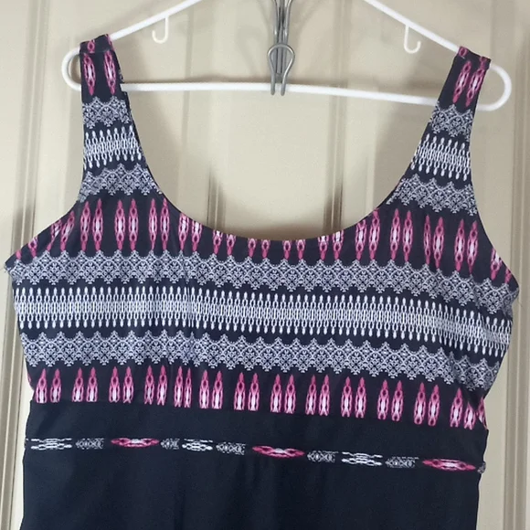 NWOT Danify plus size swim dress 22 - Picture 2 of 4